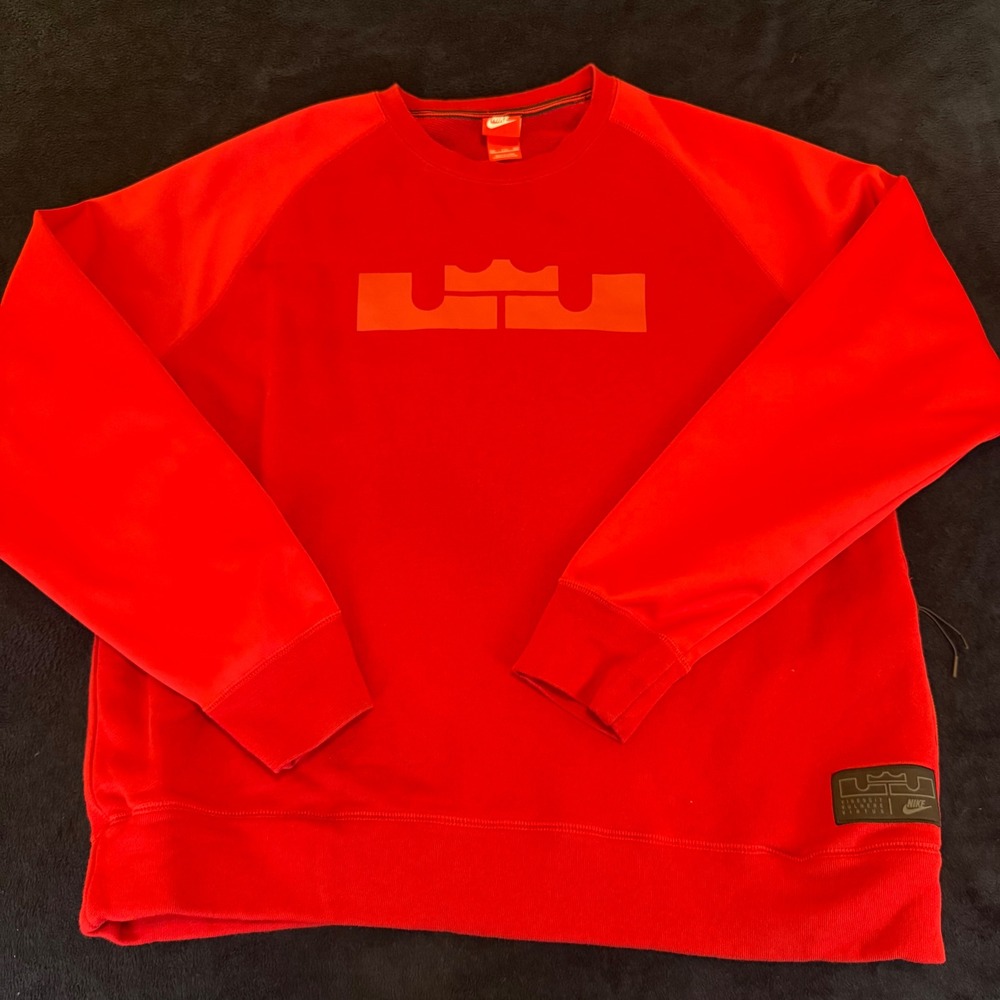 Nike LeBron James Crewneck‎ Sweatshirt Mens XXL Red Raglan Pullover LJ Logo